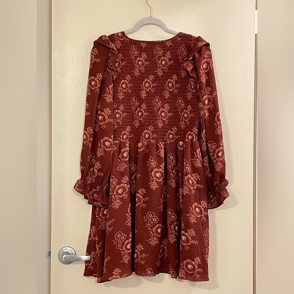 MADEWELL Lucie V-Neck Smocked Mini Dress in Letterpress Floral - Picture 7 of 10